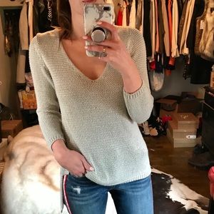 Zara light gray knit sweater